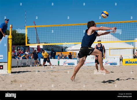 British Open Leg Volleyball England Hi Res Stock Photography And Images