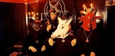 のバフォメ ヤフオク The Church Of Satan 悪魔教会 公式祈祷用 バ のフイギィ