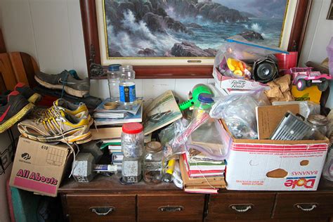 2 Simple Ways To De Clutter Your Life And Make Some Money