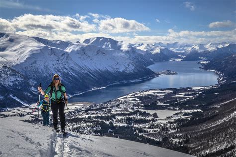 Møre og romsdal is in west norway. Skitouren in Norwegen - Geheimtipp Møre og Romsdal ...