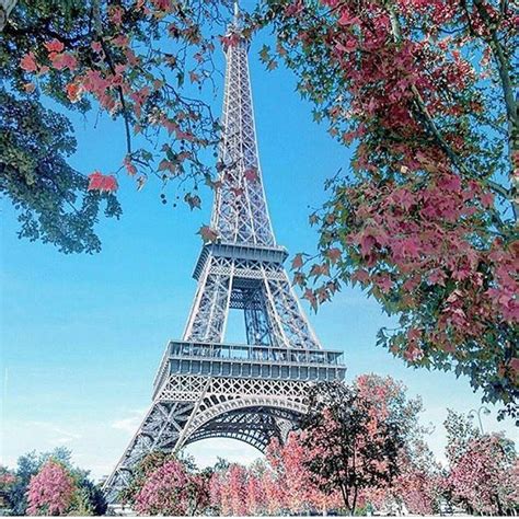 Aesthetic Eiffel Tower Cute Paris Wallpapers Cute Paris Eiffel Tower