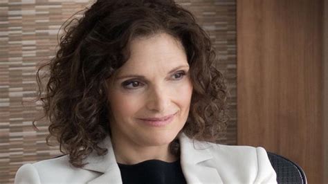 Limitless Actor Mary Elizabeth Mastrantonio Cant Watch Herself Daily
