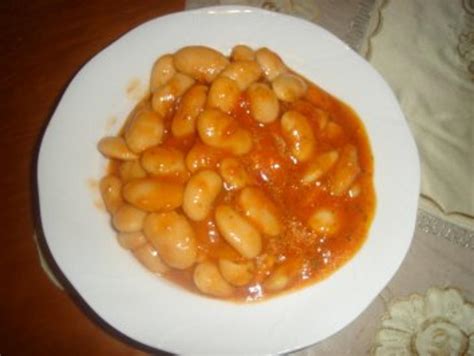 WEISSE BOHNEN IN TOMATENSOSSE Rezept mit Bild