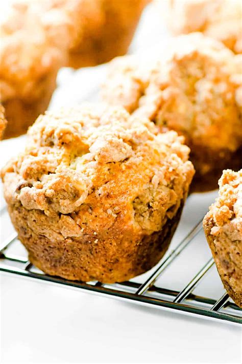 Cinnamon Banana Crumb Muffins Errens Kitchen