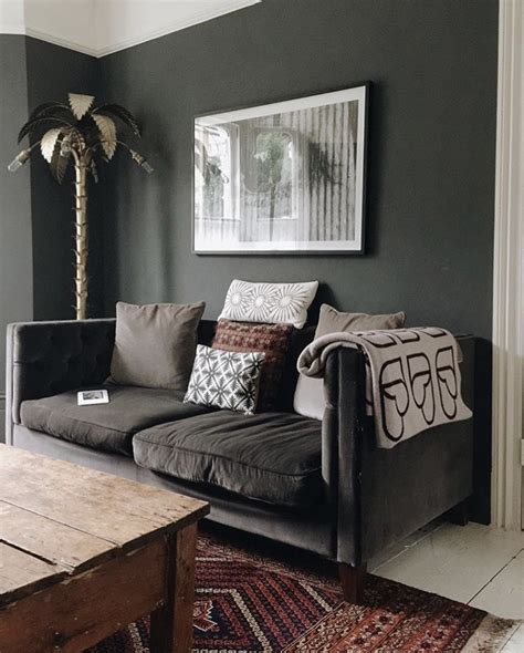 People are often quick to dismiss a notion that purple has a place in the living room, and/or it's a colour synonymous with paganism, but again, the right tone/shade of purple and it will be opulent without a trace of wicca. Deep Grey Haresfield Sofa in Velvet #velvetsofa (With images) | Living room decor gray, Sofa ...