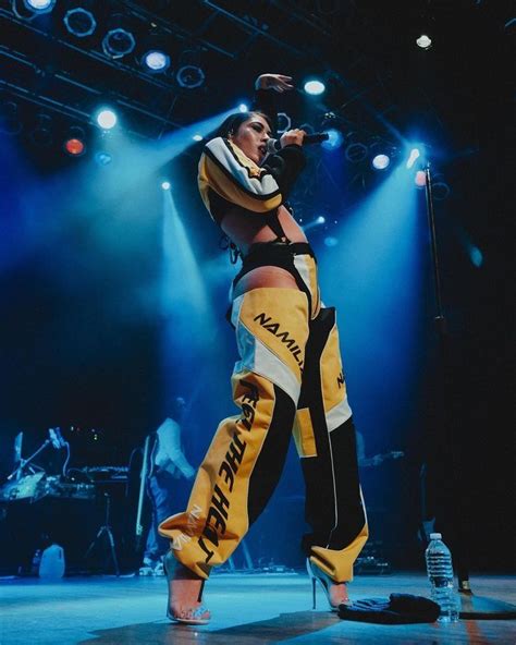 Pin By Harsh Smiley On Styling In Kali Uchis Concert Outfit Kali