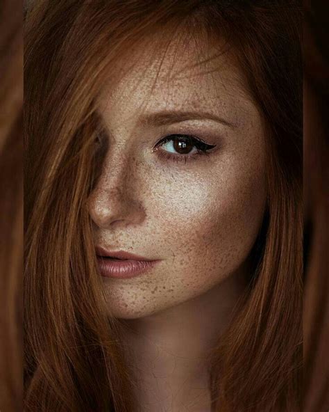 Pin By Daniyal Aizaz On Freckles Beautiful Freckles Redheads Freckles Red Haired Beauty