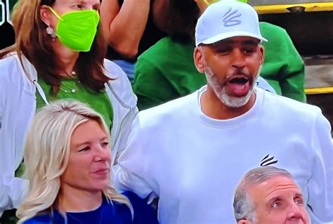 Steph Currys Dad Dell Goes Viral With His New Girlfriend At Nba Finals