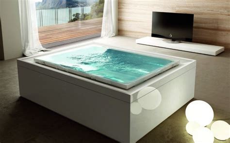 Big glass bathtub extra large bathtubs jacuzzi bath. Extra-Large Bathtubs Redefined