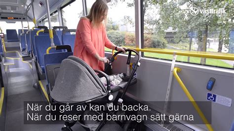 Så Här Lyfter Du På En Barnvagn Ombord När Du Reser Med Barnvagn På Buss Och Spårvagn Finns