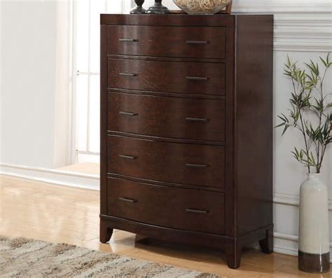 You can browse through lots of rooms fully furnished with inspiration and quality bedroom furniture here. Manoticello Chest Room View | Big lots, Bedroom collection ...