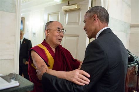 The dalai lama has, over the centuries, gained sufficient status to be accepted as ruler of tibet. Barak Obama - Dalai Lama: incontro a porte chiuse ...