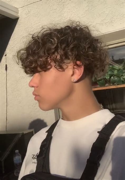 Pin By Duhitzgg Lil Nugget On Ethan Fairr Light Skin Boys Curly