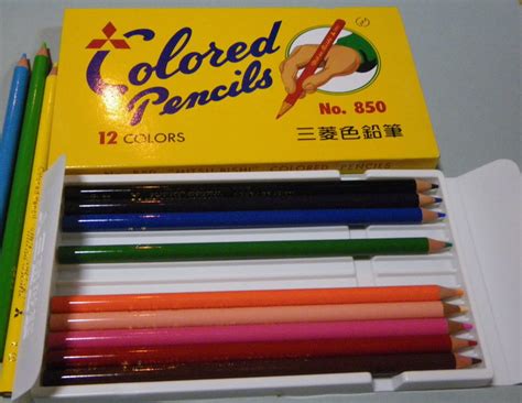 「500色の色えんぴつ」考 紙ケースの構造(2) ～フェリシモ500色色鉛筆のあれこれ その10～: けふこの本棚と文具の引き出し