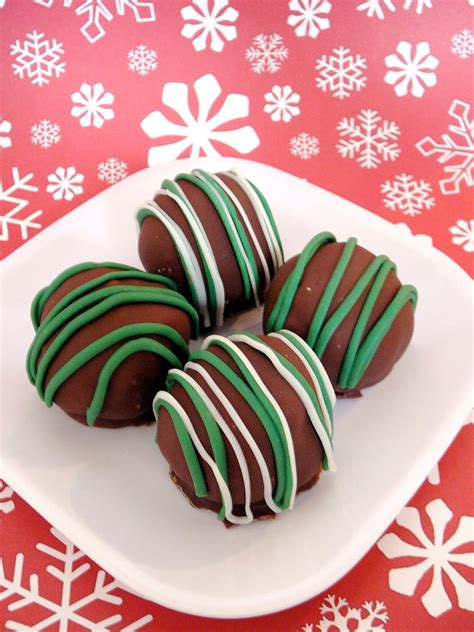 I will be very busy a following week till midd january but i want some christmas stuff in my gallery. Baked Perfection: Cookie Dough Truffles and my first Give ...