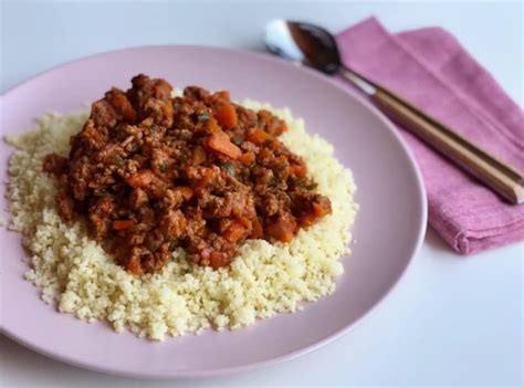 Para un almuerzo completo, rápido de cocinar y delicioso, nada mejor que un sabroso arroz con carne picada, una típica receta familiar. Cuscús con Carne Picada | Receta | Carne picada, Arroz con ...