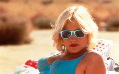 Patricia arquette kills james gandolphini with a corkscrew, broken glass, hairspray and a cigarette lighter. 'You've got a lot of heart, kid': the making of True Romance