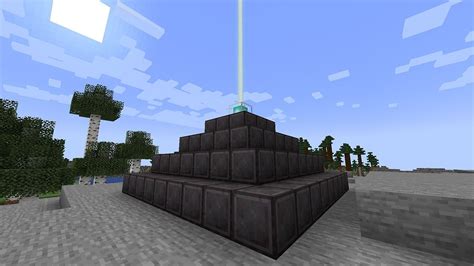 Minecraft Player Builds A Complete Netherite Beacon In Survival