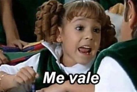 Y… tienes cara de forúnculo con pus. Eugenio Derbez y Danna Paola recrean escena de "Me vale ...