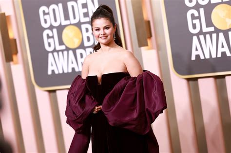 Selena Gomez Knows How To Shut Down Online Body Shamers