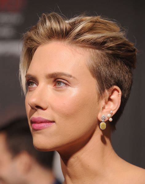 Famous Women Whose Hair Should Really Get More Attention Short