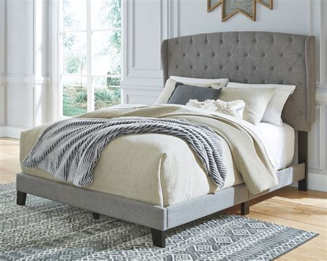 Signature Design By Ashley Bedroom Vintasso Queen Upholstered Bed B089
