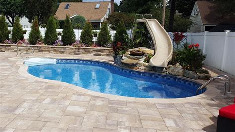 Especially, if the leakage is in the liners, then you will sometimes end up in never identifying the leakage spot. Does My Pool Have a Leak? - Energy Center Manhattan Pool