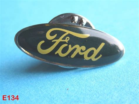 Vintage Ford Motor Company Car Auto Tie Lapel Hat Pin American Piece