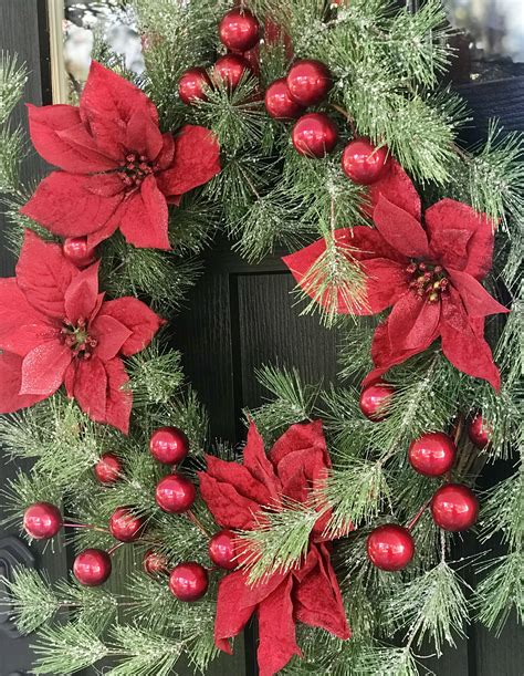 Pin On Christmas Wreaths
