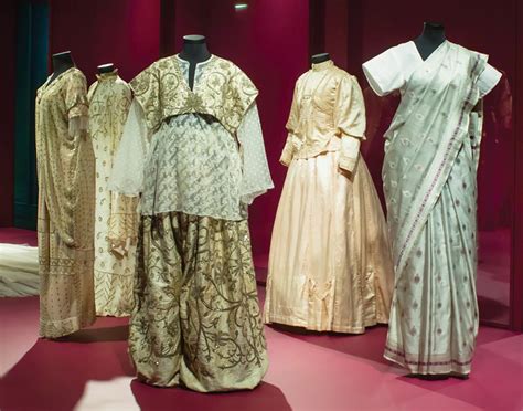 The History And Meaning Of Jewish Dress At The Jewish Museum Jewish Week