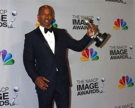 Kerry Washington Jamie Foxx Among Winners At Naacp Image Awards