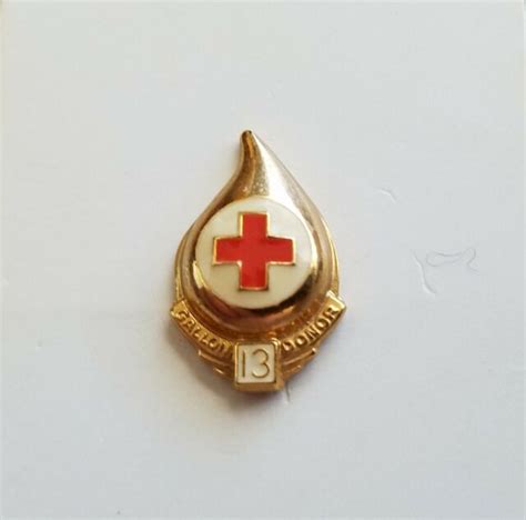 Red Cross Blood Donor 13 Gallon Pin Ebay