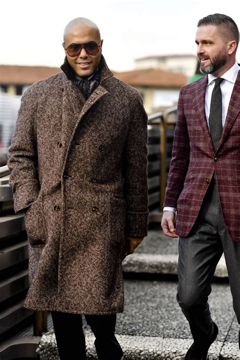 The Best Street Style From Pitti Uomo Aw18 Mens Outfits Mens Fashion