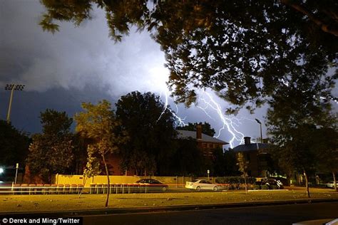 Severe Thunderstorms And Large Hailstones Hit Melbourne Daily Mail Online
