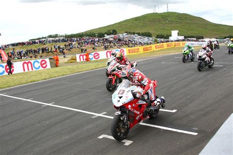 knockhill bsb kiyo returns with race one win mcn