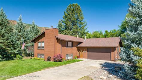 1300 Mountain Dr Glenwood Springs Co 4 Beds For Sale For 774500