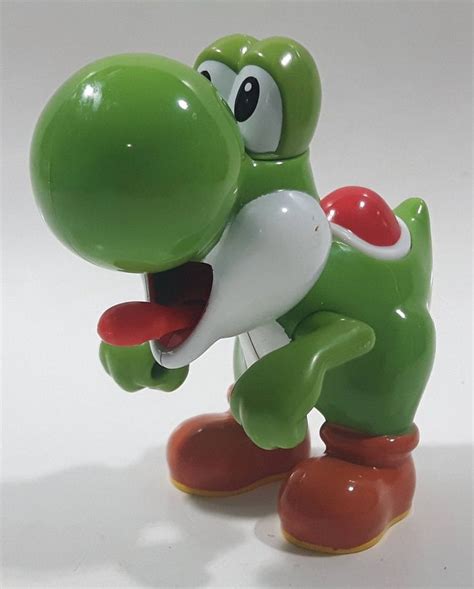 2017 Mcdonalds Nintendo Super Mario Yoshi Plastic Toy Figure Mario