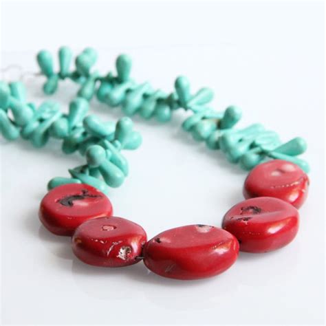 Turquoise Coral Necklace Beachy Color Blocking Chunky