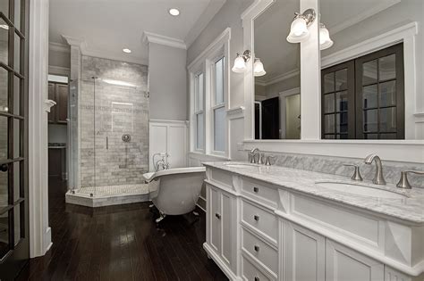Craftsman design offers an endless source of inspiration. Trendy And Fabulous Craftsman Bathroom Designs - Interior ...