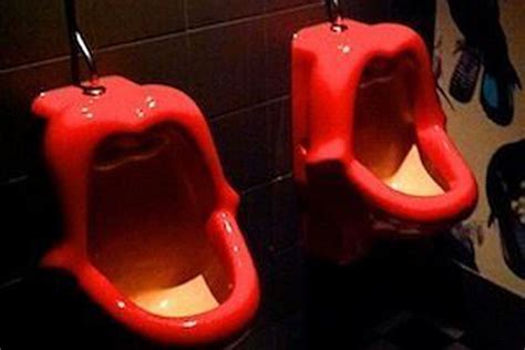 Australian Restaurant Removes Mouth Shaped Urinals Eater