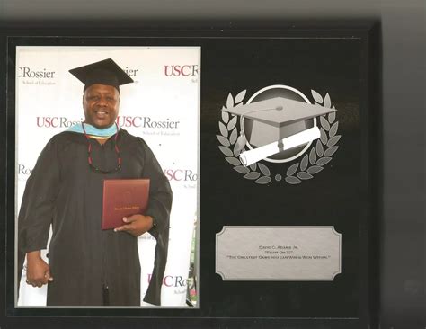 Grad Photo USC | PPT