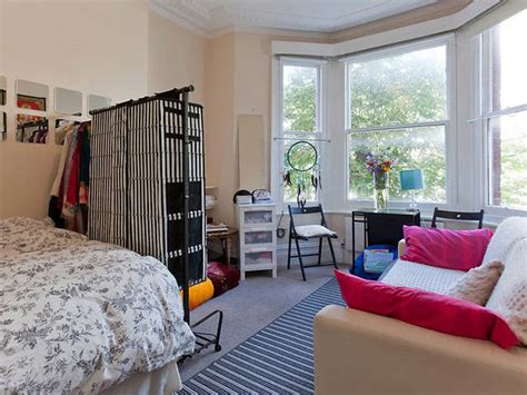 An alcove studio will have a nook for a bed that you can curtain off. NYC apartments vs. London apartments: What can you get for ...