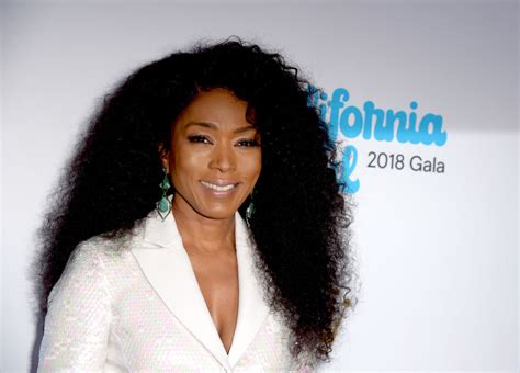 Angela Bassett S Net Worth How Much Is The High Paid Hollywood Actress Worth Today