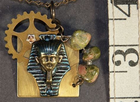 King Tut Agate Gear Necklace Etsy