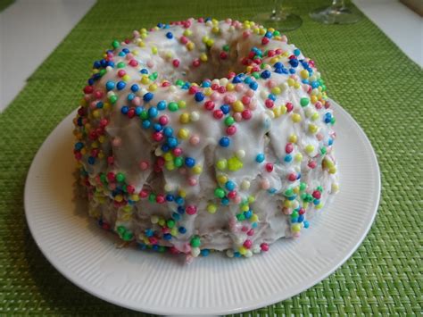 Maybe you would like to learn more about one of these? Konfetti-Kuchen - Rezept mit Bild - kochbar.de