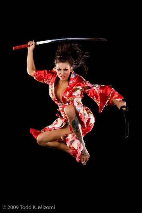 Girl With Katana Sword Samurai Girl Female Samurai Poses Dynamiques