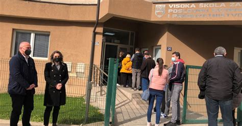 Otvoren Novi Punkt Za Vakcinaciju U Naselju Vojvode Vlahovića Telegrafrs