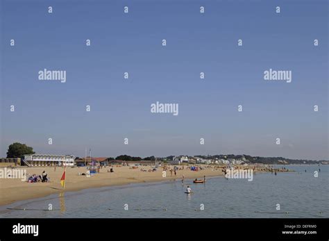 Sandbanks Hi Res Stock Photography And Images Alamy