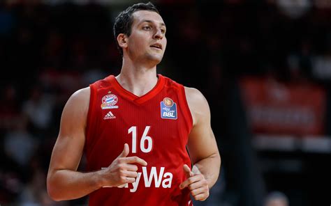 Bayern munich winger paul zipser (2.03m, 27) underwent successful surgery on wednesday for a cerebral hemorrhage. Pokaltraum für Bayern geplatzt - BASKET