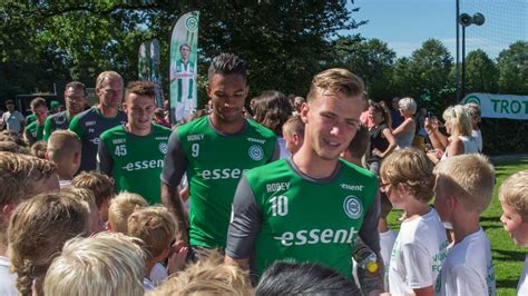 Everything you wanted to know, including current squad details, league position, club address plus much more. FC Groningen Voetbalkamp 2016, week 2 - YouTube